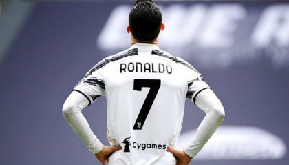  利物浦青春风暴横扫伯恩茅斯  