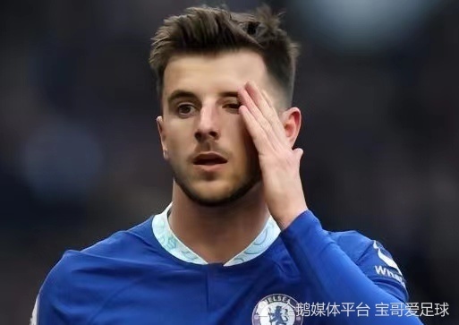  切尔西官宣恩佐·费尔南德斯加盟  